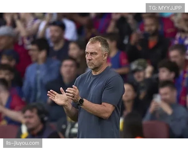 拜仁慕尼黑官方宣布与主帅弗里克续约至2028年 拜仁慕尼黑官方宣布与主帅弗里克续约至2028年