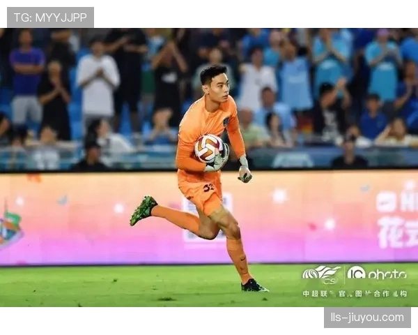 斯特拉斯堡门将单场完成九次扑救，获评全场最佳球员